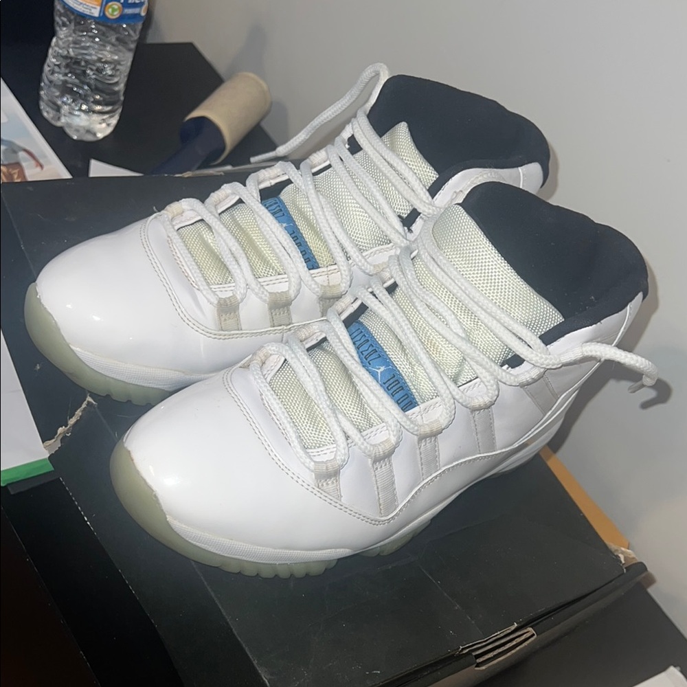 Size 8.5 come get it in great condition